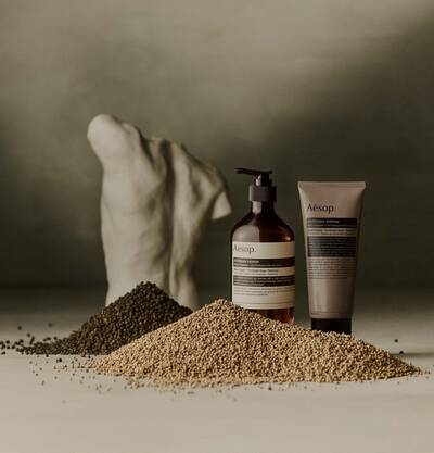 How to apply Antithesis Intense Body Cleanser